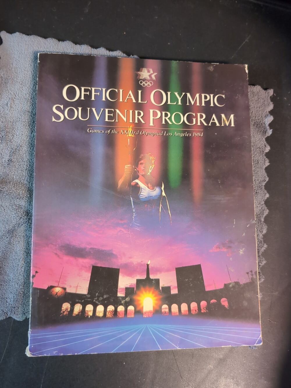 Official Olympic Souvenir Program – Los Angeles 1984 🔥🗽